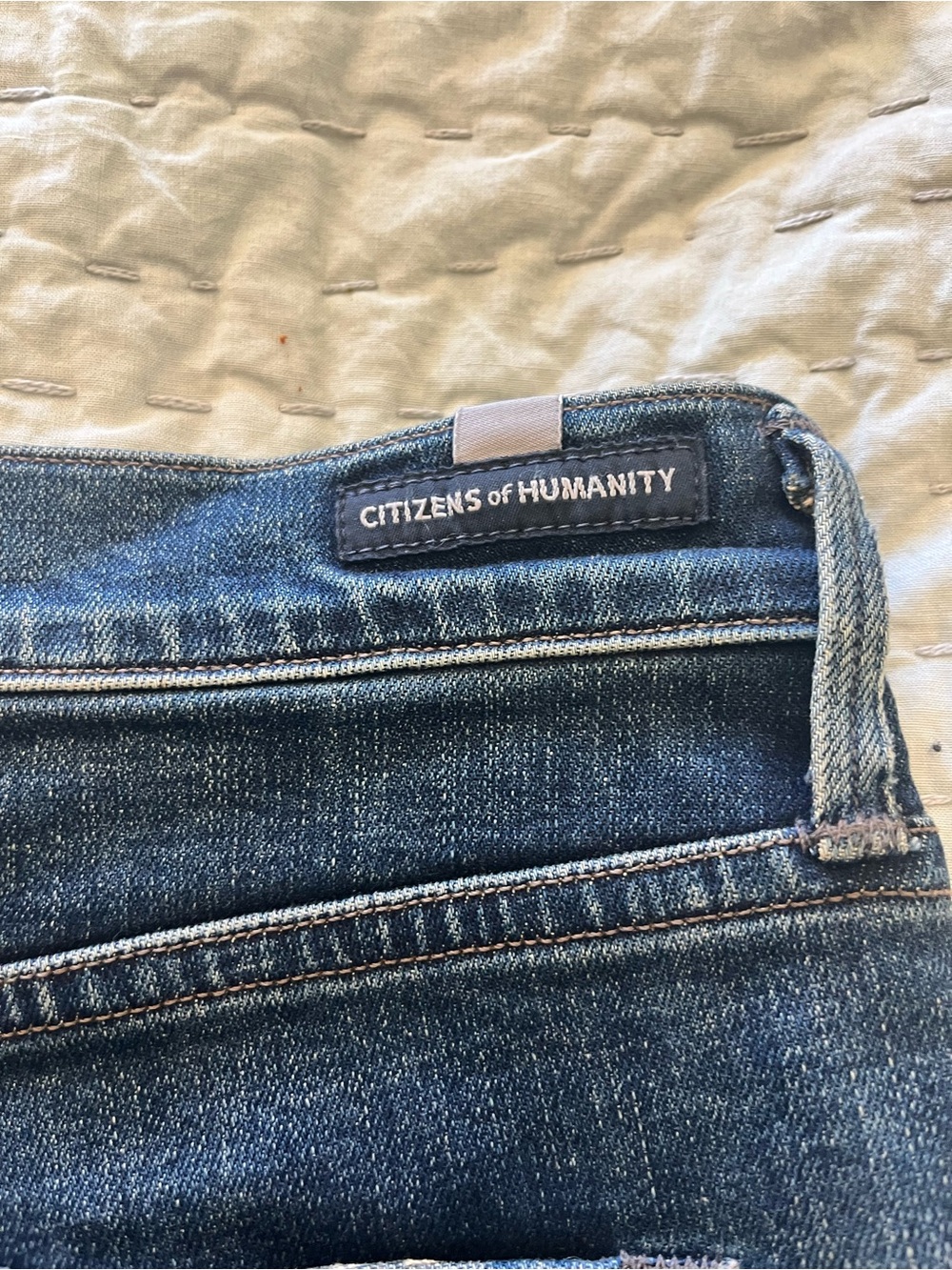 Citizens for Humanity Elsa Mid-rise Slim Fit Crop - Like New - Size 29 - Picture 5 of 7